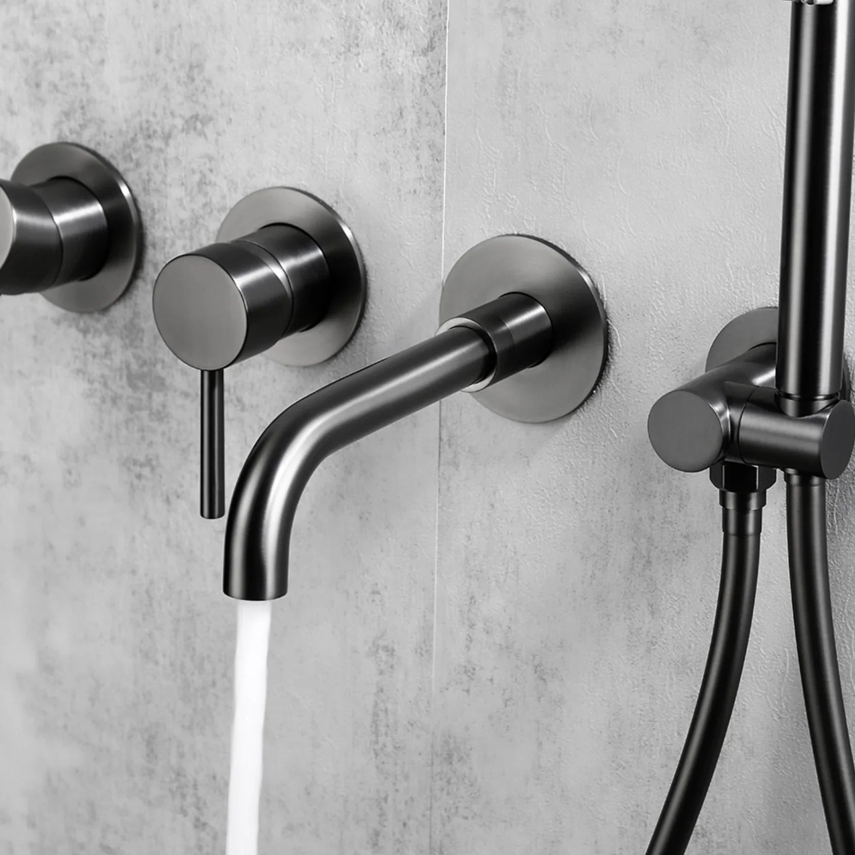 Colonne de douche & bain encastré gris brossé