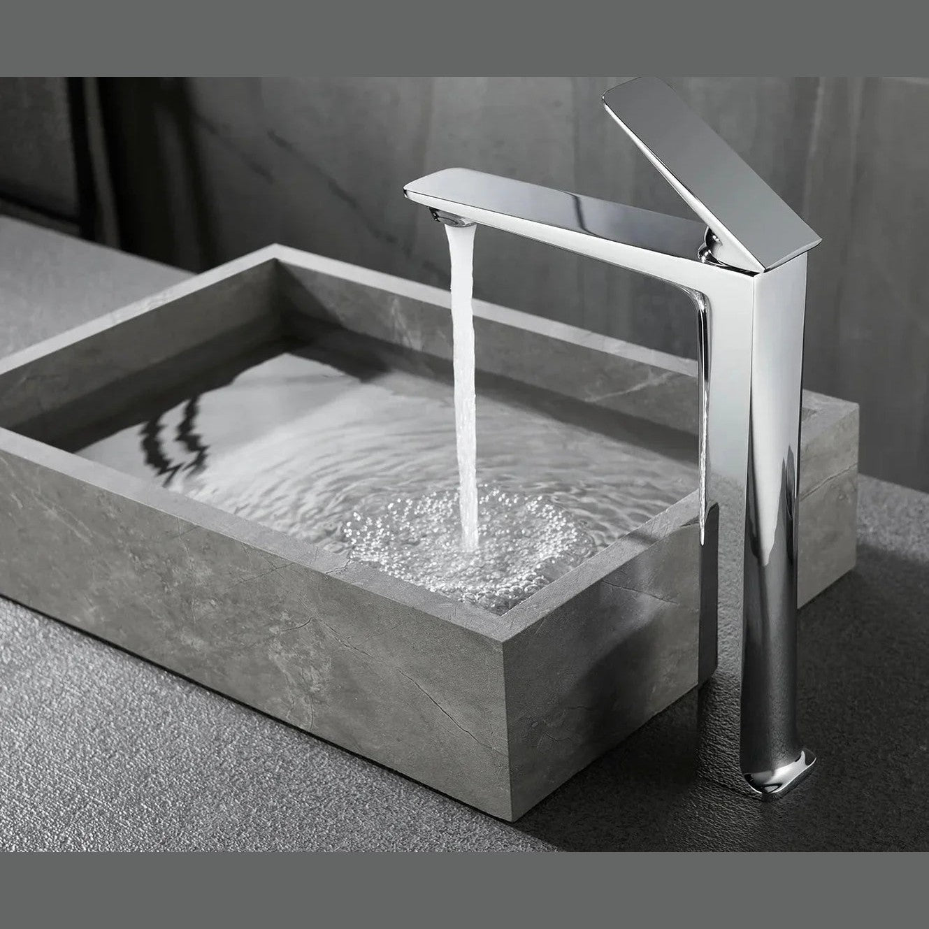 Mitigeur de salle de bain chromé