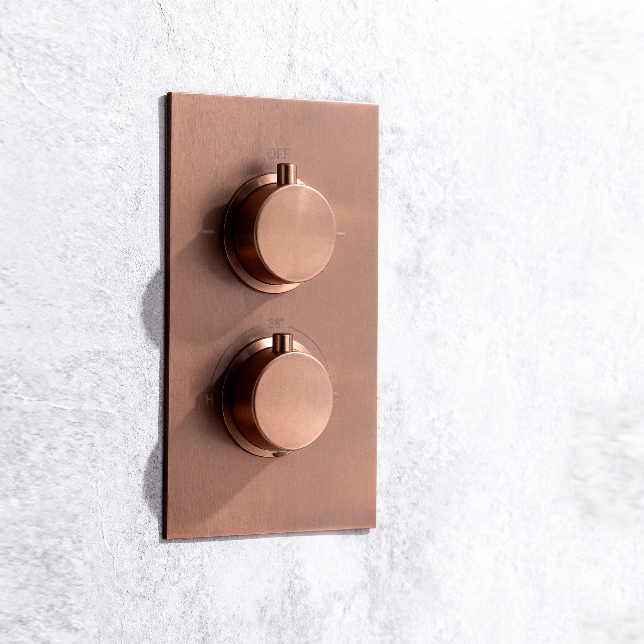 Colonne de douche encastrée or rose brossé