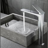 Mitigeur de salle de bain chromé