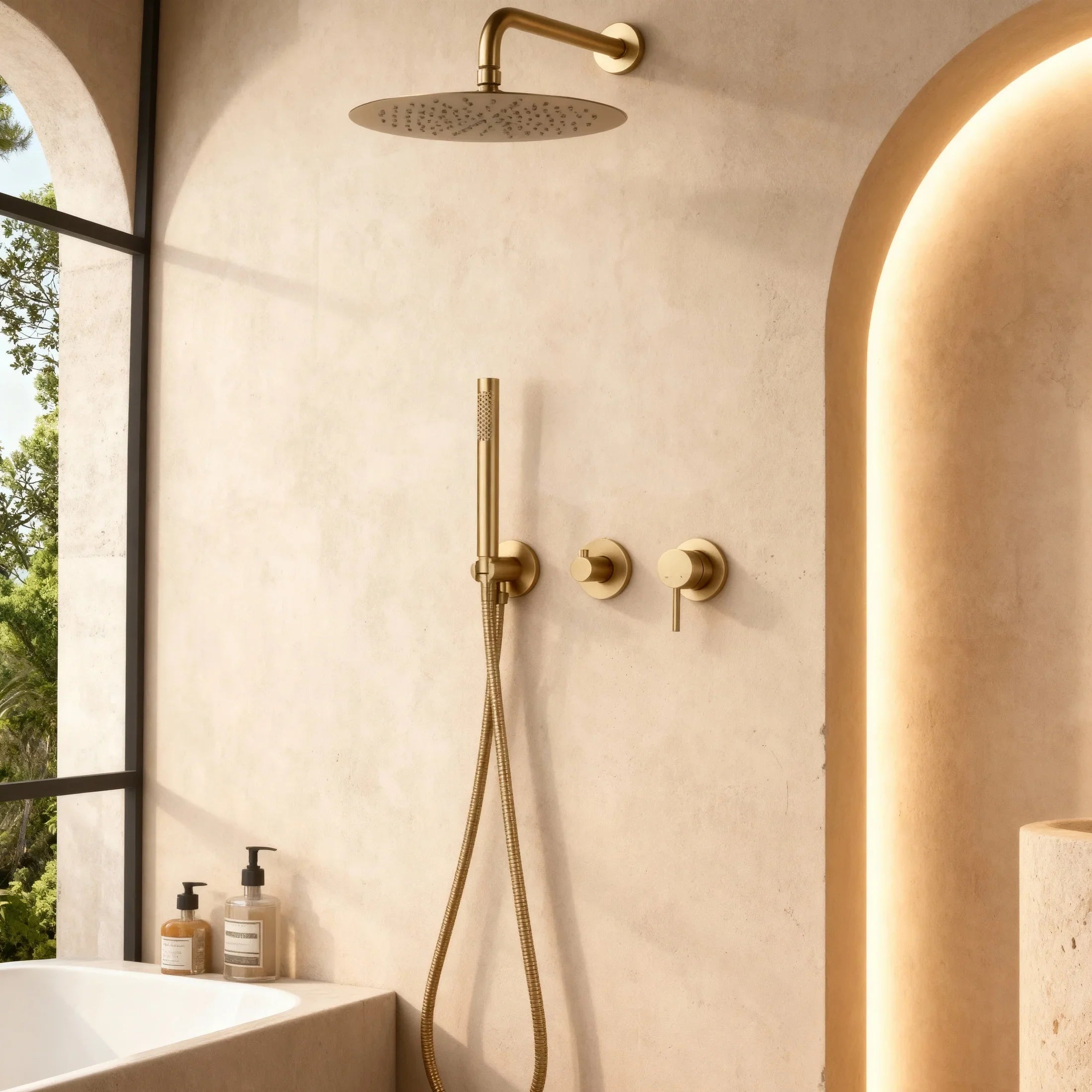 Colonne de douche encastrée or brossé