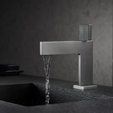 Mitigeur salle de bain gris brossé