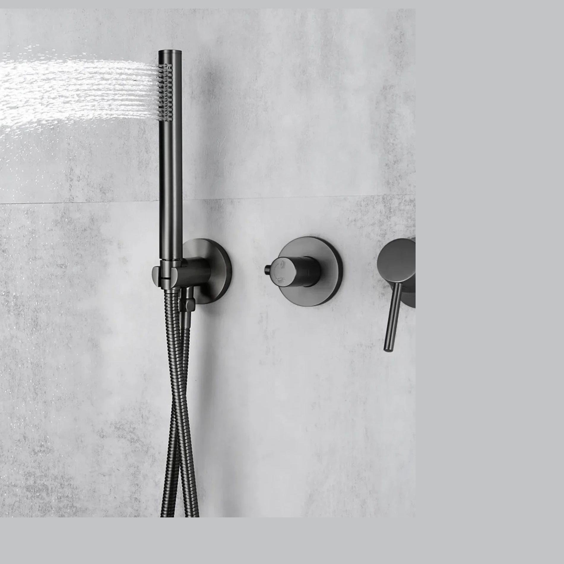 Colonne de douche encastrée gris brossé