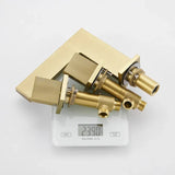 Robinet de salle de bain or brossé