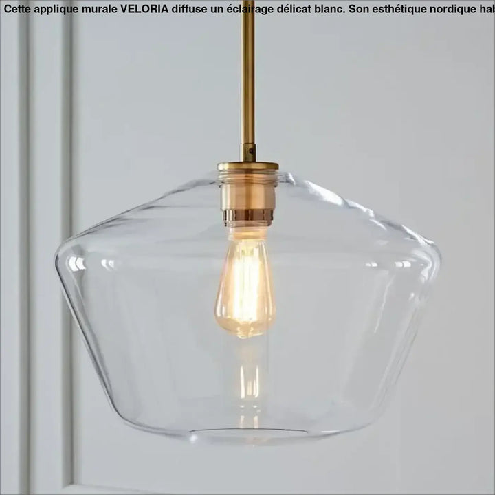 Suspension luminaire glazia en verre transparent avec tige et douille en métal doré et ampoule edison visible