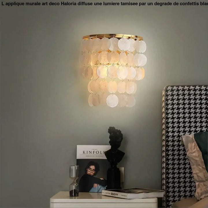 Applique Murale Art Déco Avec Dégradé De Confettis Blancs