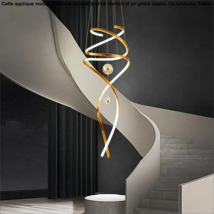 Suspension Spirale LED Dorée Design Pour Plafond Haut