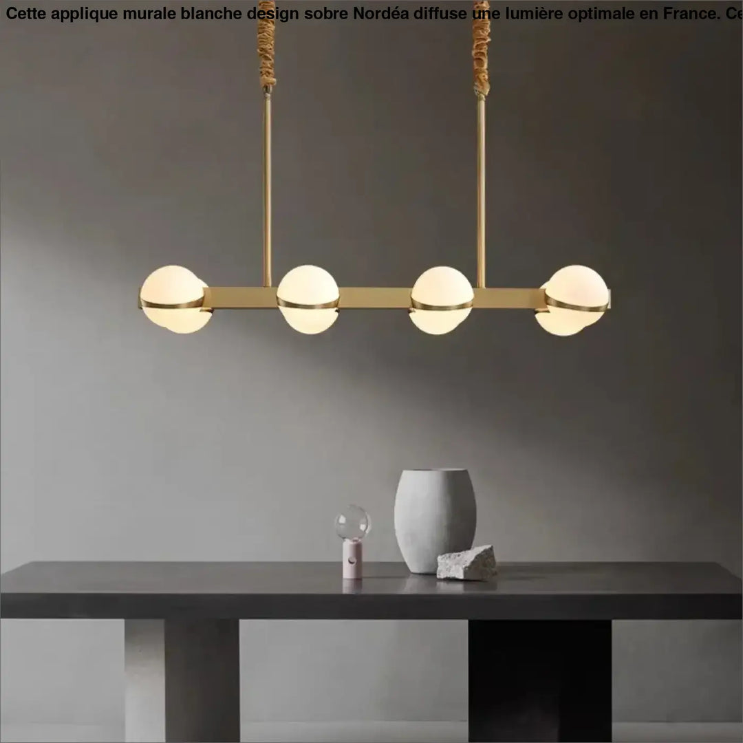 Luminaire suspendu design linéaire doré et corde style moderne