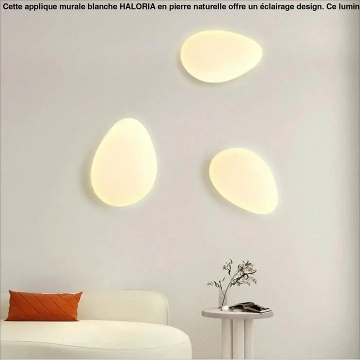 Applique murale blanche en forme de pierre naturelle haloria avec trois éclairages ovales en finition mate douce