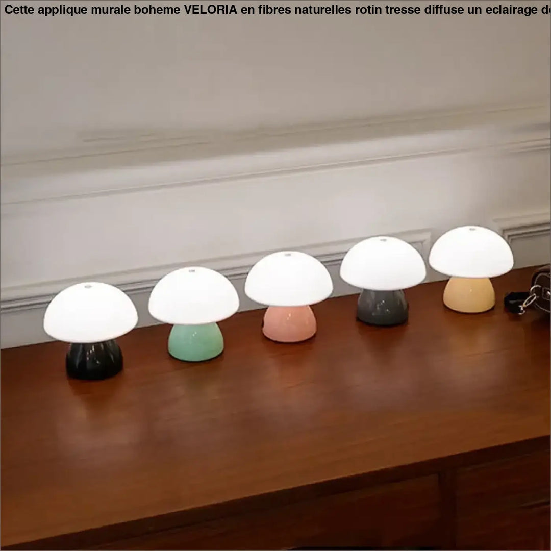 Lampe de table design champignon coloré style rétro chic