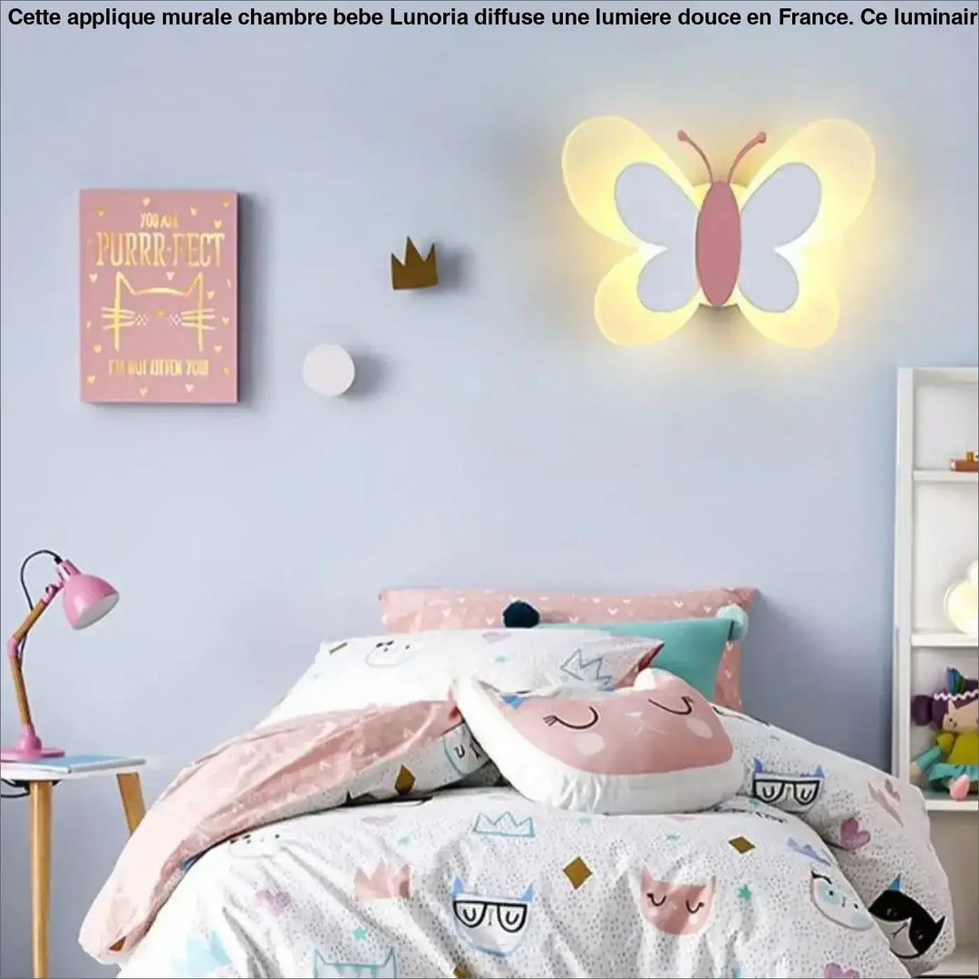 Applique murale chambre bébé lunoria en forme de papillon avec lumière douce jaune et ailes roses éclairantes