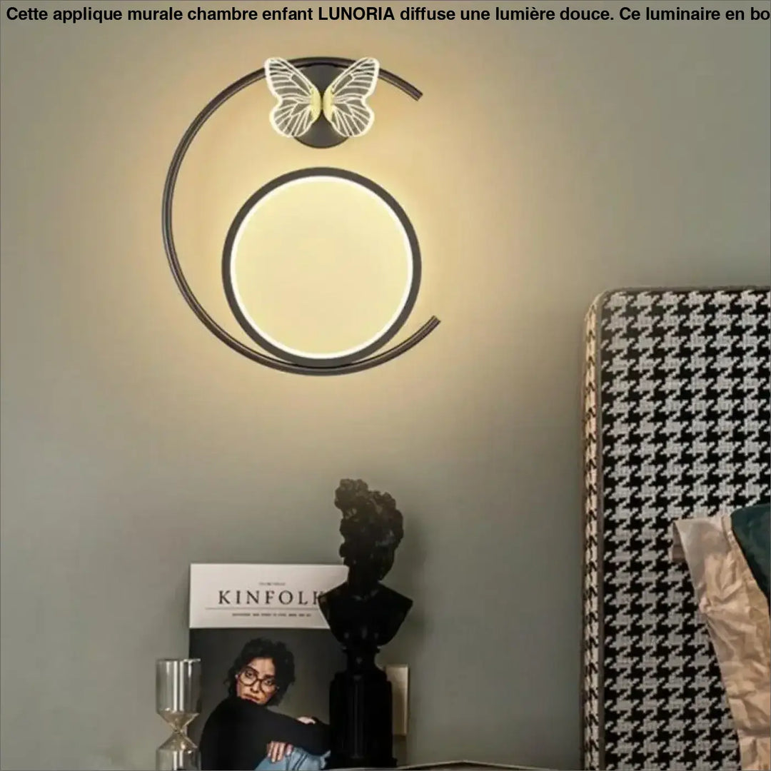 Applique murale chambre enfant lunoria noire circulaire avec papillon blanc lumineux au-dessus de la lumière