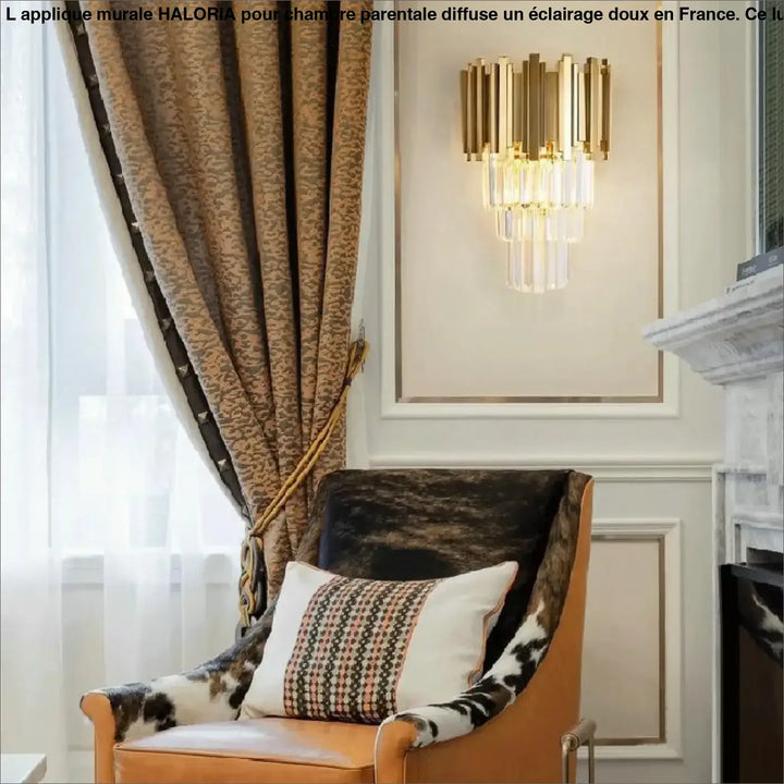 Applique murale chambre en laiton doré avec barres verticales et cristaux translucides pour murale chambre élégant