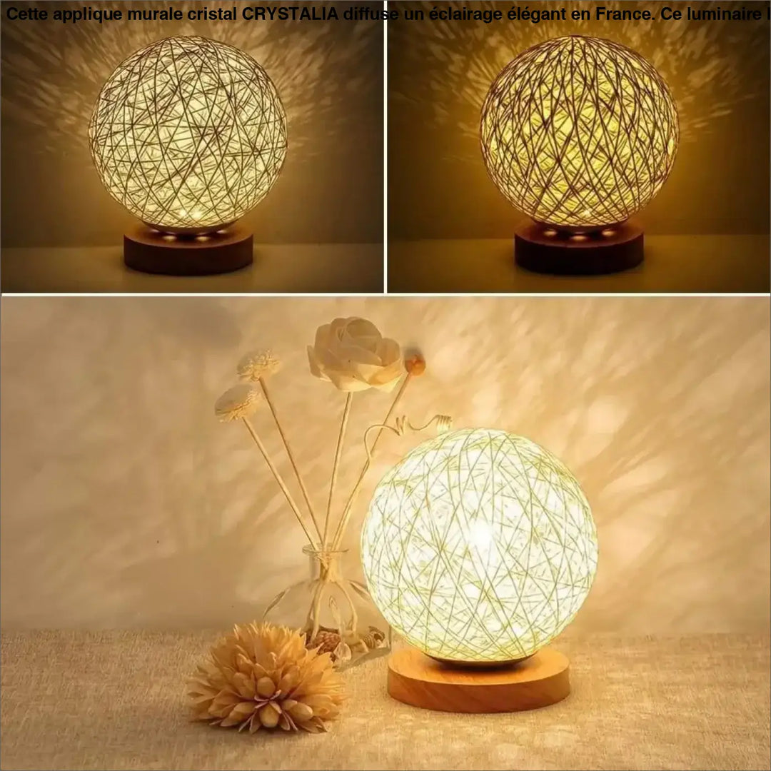 Applique murale cristal crystalia avec lampe sphérique tissée lumineuse en fibres naturelles sur base en bois