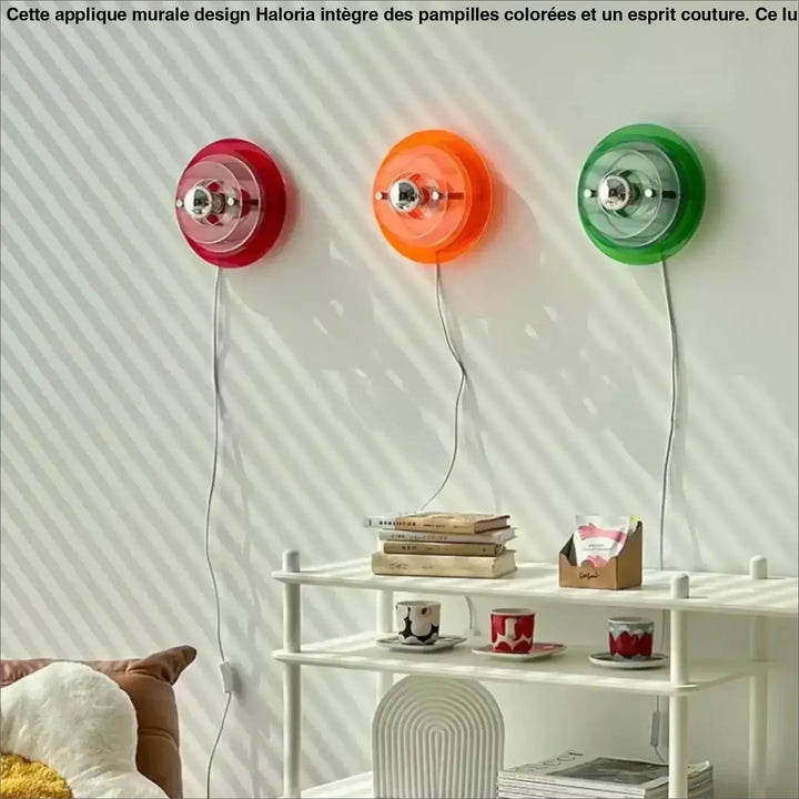 Applique murale azylo avec trois lampes circulaires en plastique translucide rouge orange vert style ufo flying saucer chrome