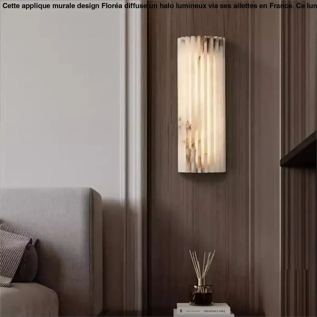 Applique Murale En Marbre Strié Avec Éclairage Doux

