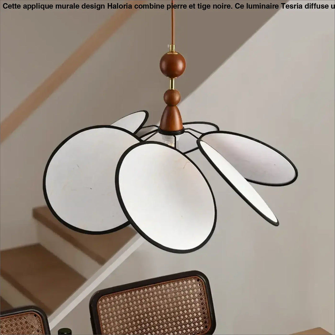 Suspension luminaire en tissu design scandinave au style épuré