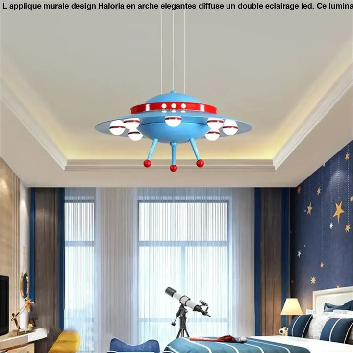 Suspension luminaire cosmolux en forme de soucoupe volante bleu et rouge avec ampoules blanches circulaires pour enfant