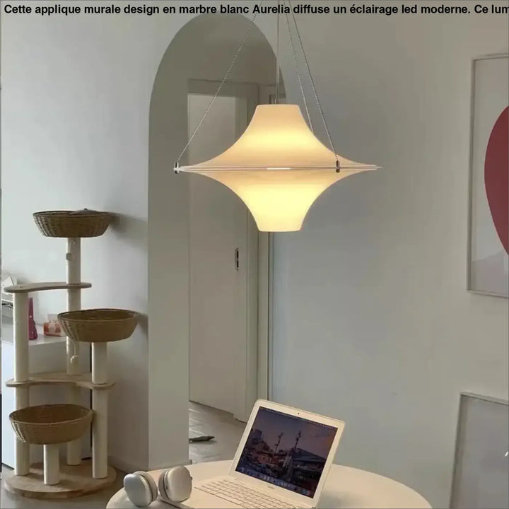 Suspension LED blanche design ovni en acrylique mat