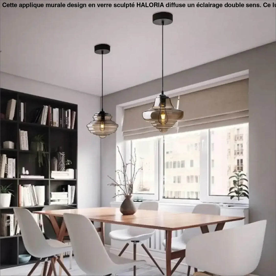 Suspension luminaire ondor avec deux suspensions en verre ambré et métal noir pour un éclairage moderne