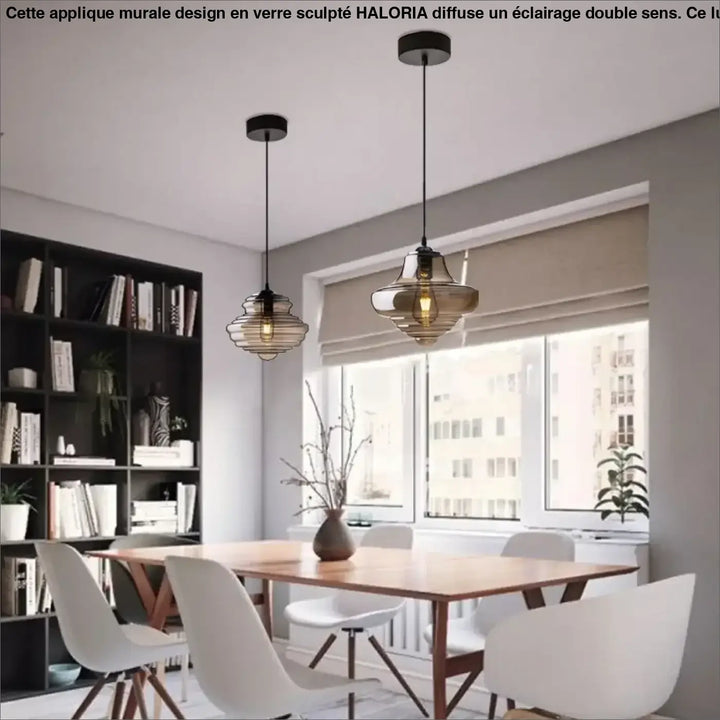 Suspension luminaire ondor avec deux suspensions en verre ambré et métal noir pour un éclairage moderne