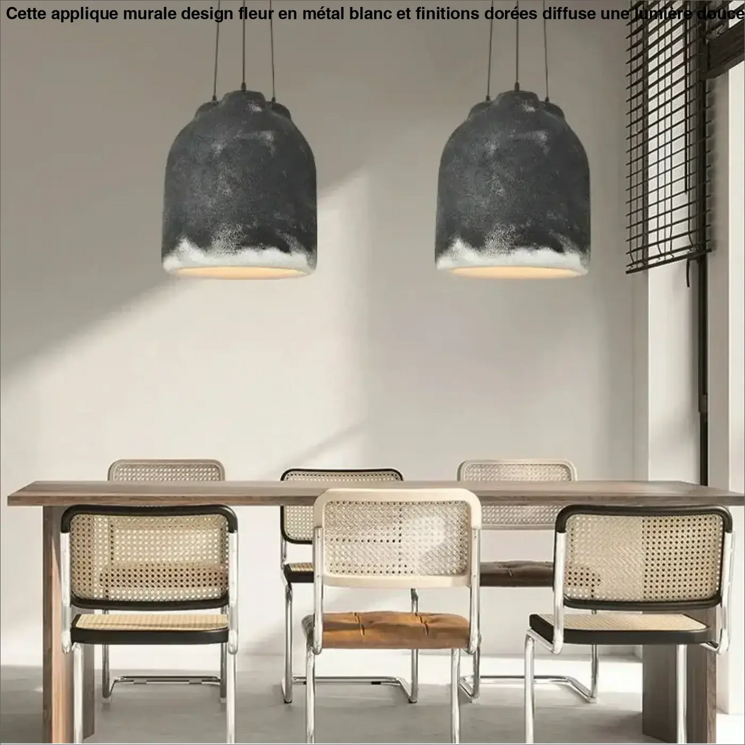 Deux suspensions luminaires mineris en céramique grise texturée avec base blanche pour décoration intérieure design sculptural