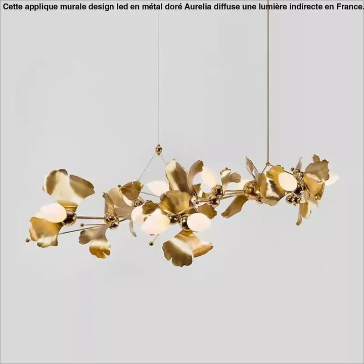 Suspension luminaire dorée en forme de fleurs élégante et moderne
