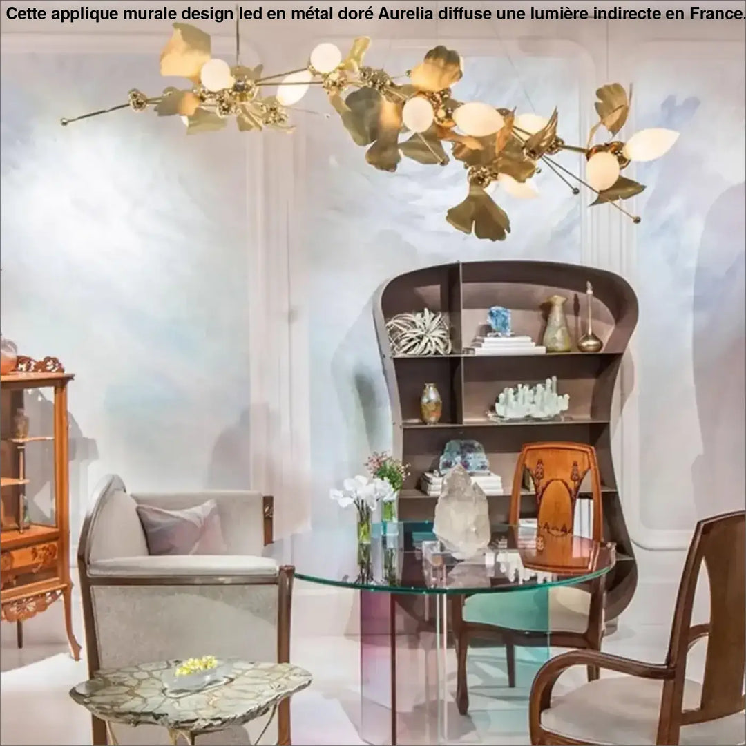 Suspension luminaire dorée en forme de fleurs élégante et moderne