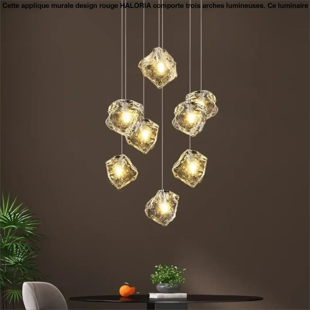 Suspension en cascade de boules transparentes lumineuses