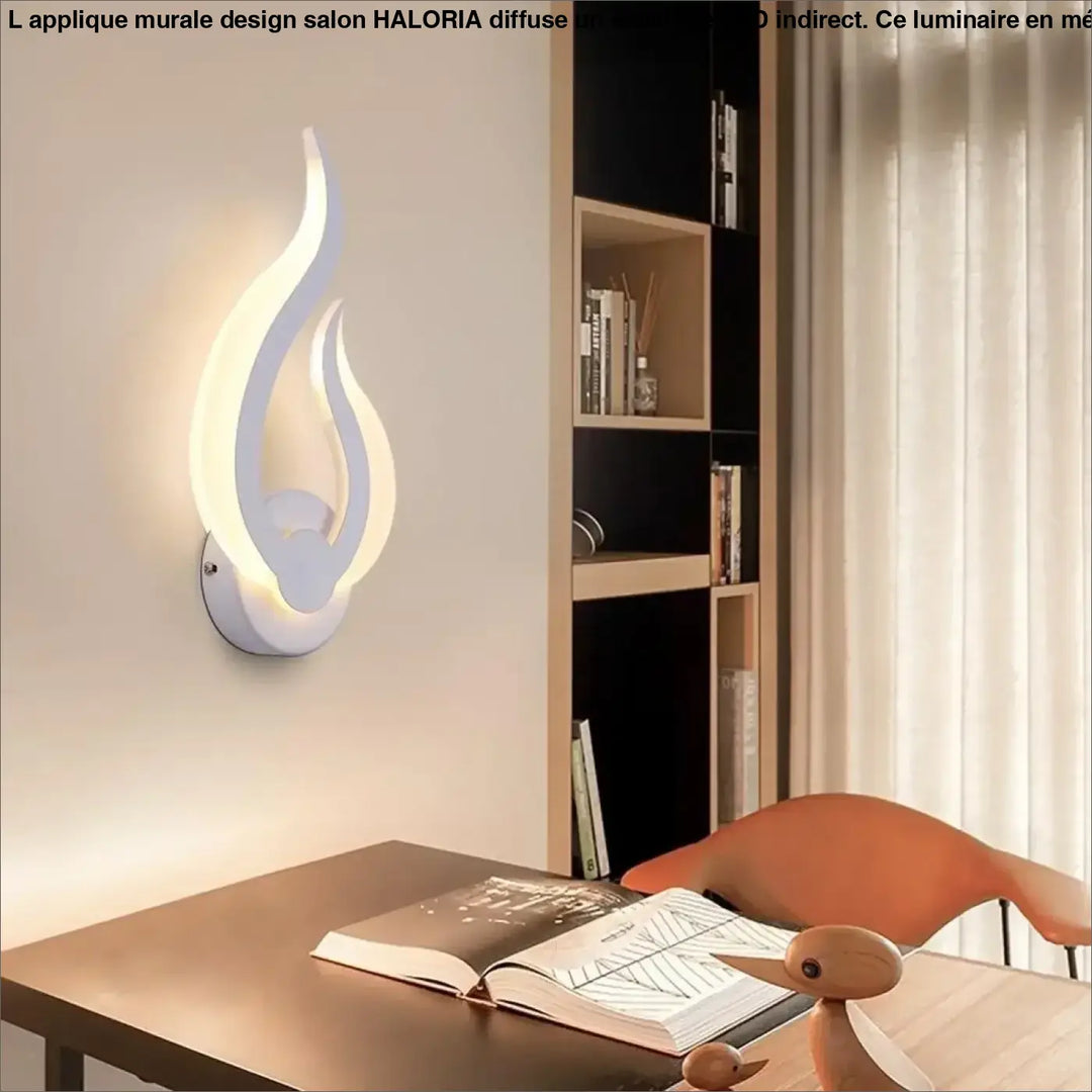 Applique murale design moderne en forme de flamme avec finition blanche élégante et lumière douce pour salon haloria