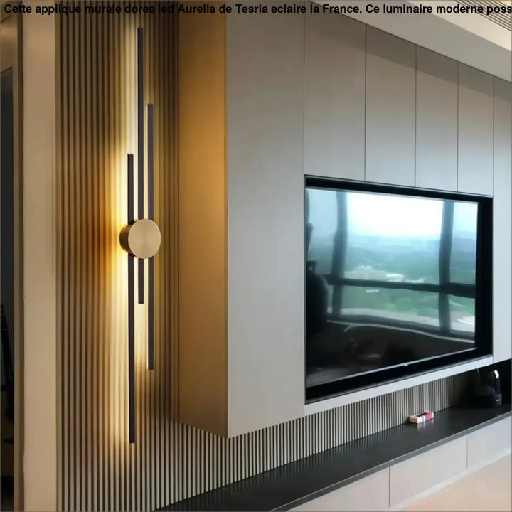 Applique Murale Dorée LED Au Style Moderne Et Épuré