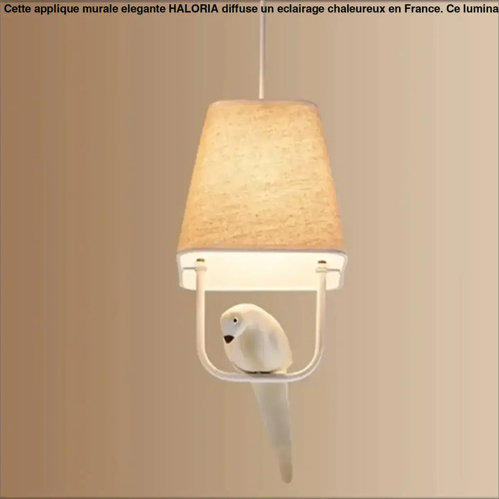 Suspension luminaire lumibird avec perroquet en céramique blanche sous un abat-jour tissé beige luminaire rectangulaire