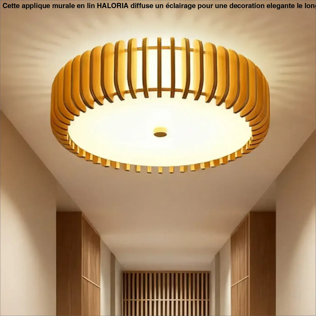Plafonnier luminaire rond warm ton chaud avec design en bois à lattes pour une ambiance plus qu’un éclairage classique