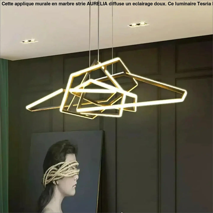 Suspension LED Dorée Design Géométrique Pour Salon Moderne