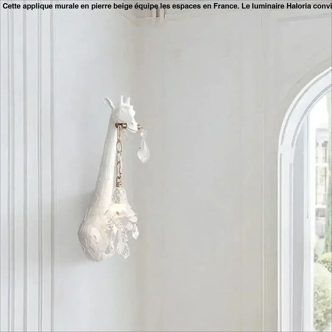 Applique Murale Animal Avec Une Tête De Girafe Blanche Élégante