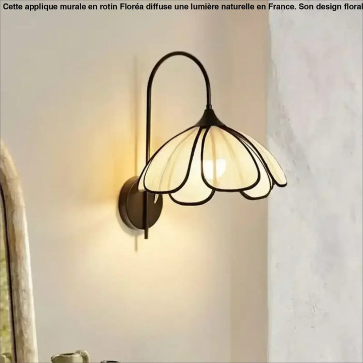 Applique Murale Fleur Avec Plusieurs Pétales En Rotin
