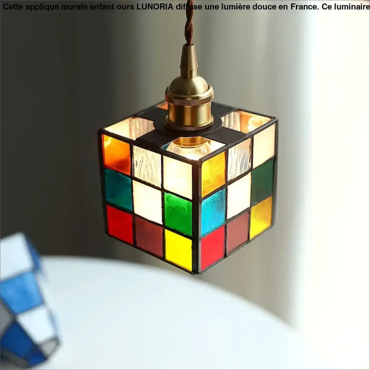 Suspension luminaire multicolore style contemporaine et moderne
