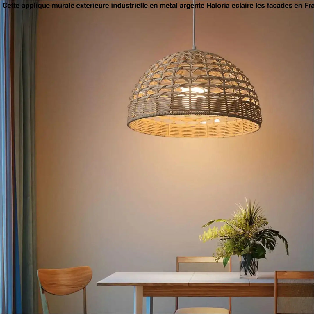 Suspension luminaire en rotin au design naturel pour salle à manger
