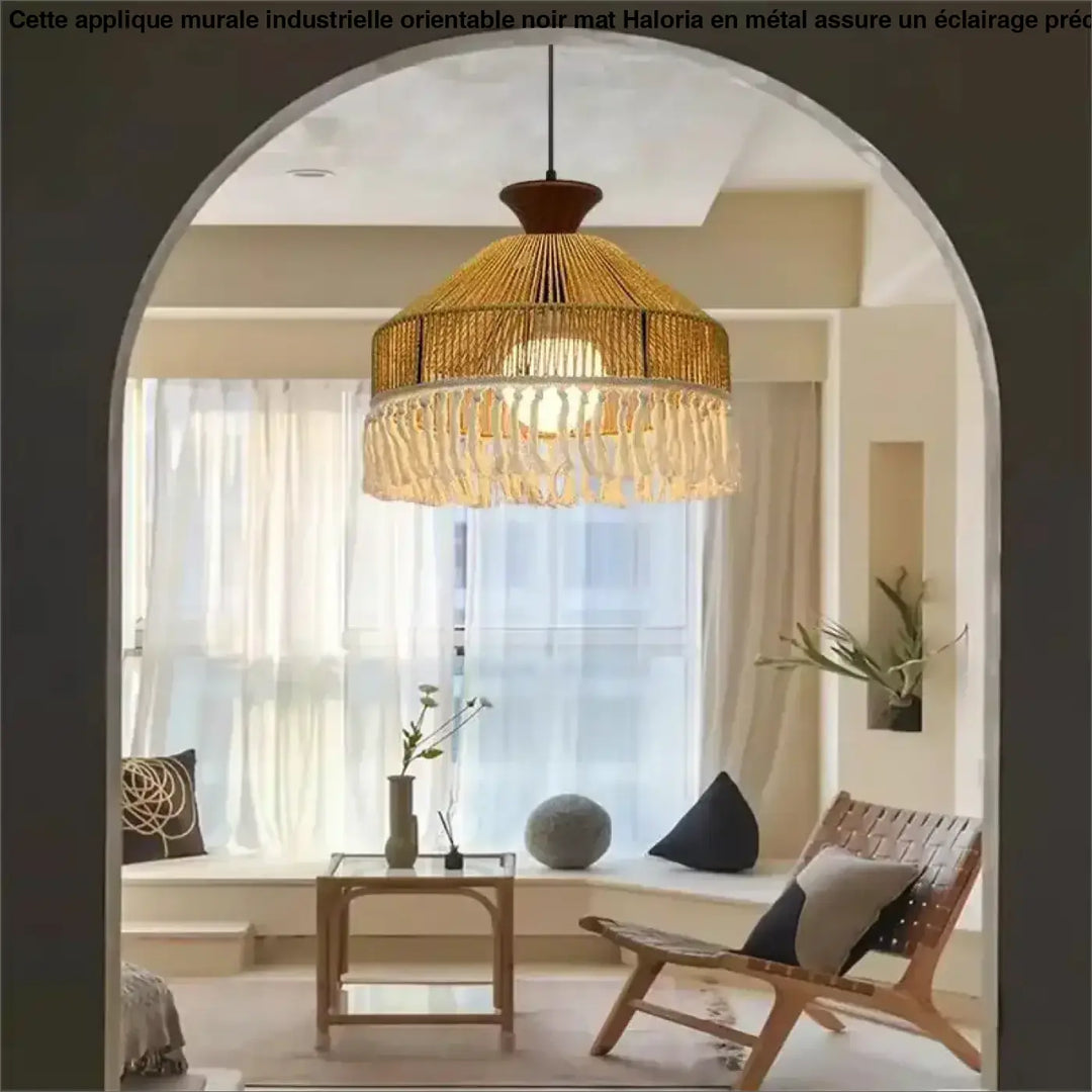 Suspension luminaire bohème en rotin naturel avec franges chic