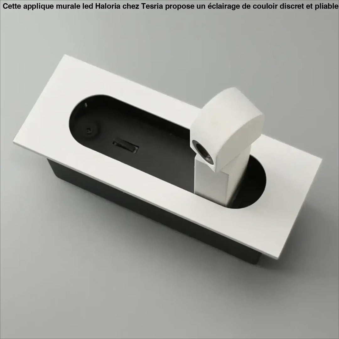 Applique Murale LED De Couloir Discrète Et Pliable En Métal