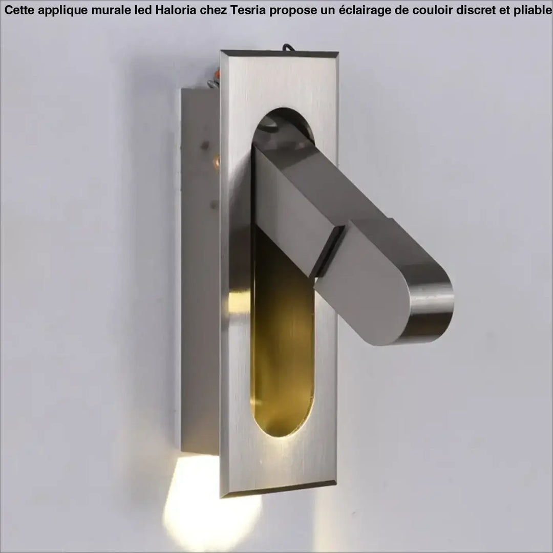 Applique Murale LED De Couloir Discrète Et Pliable En Métal
