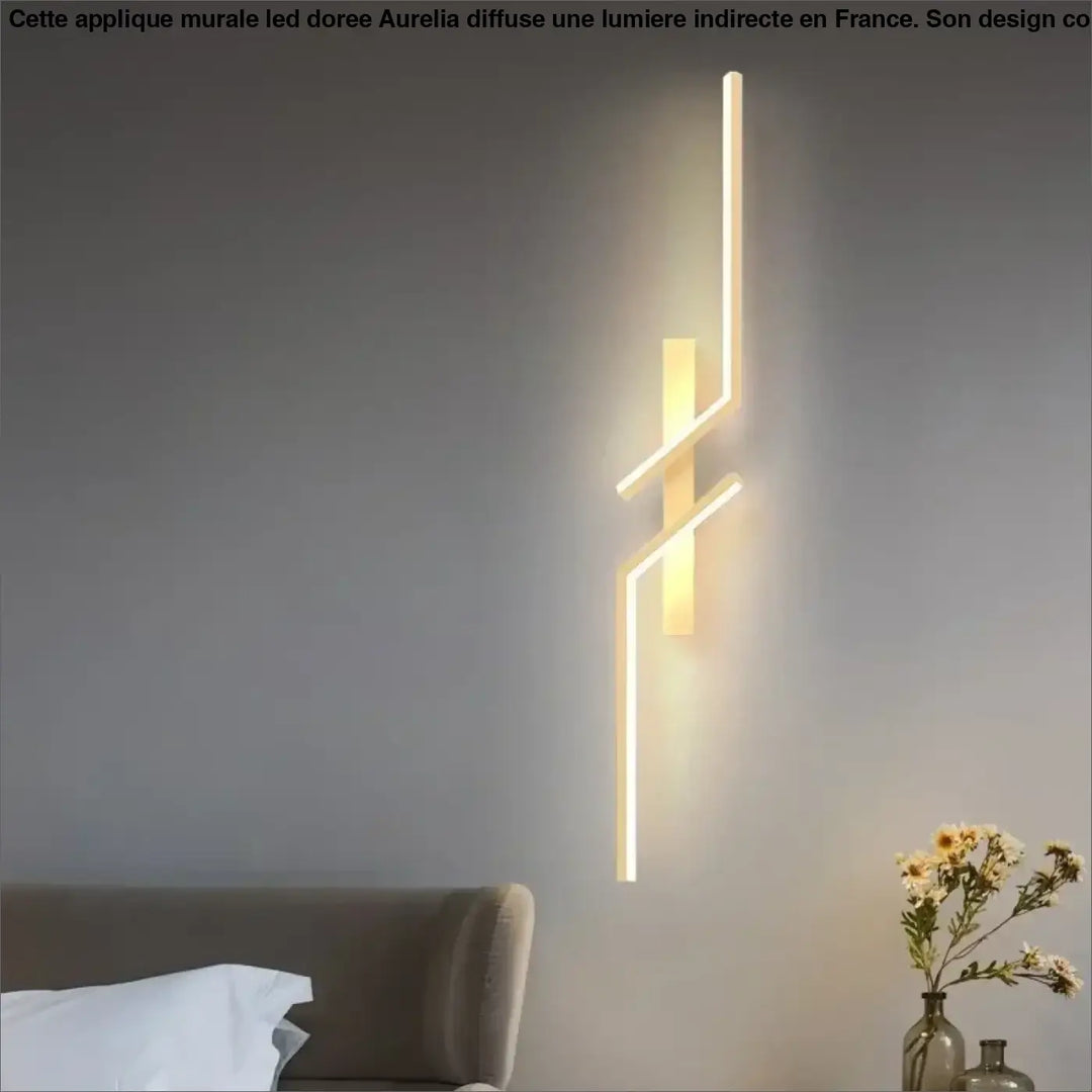 Applique Murale LED Dorée Au Design Courbé Moderne