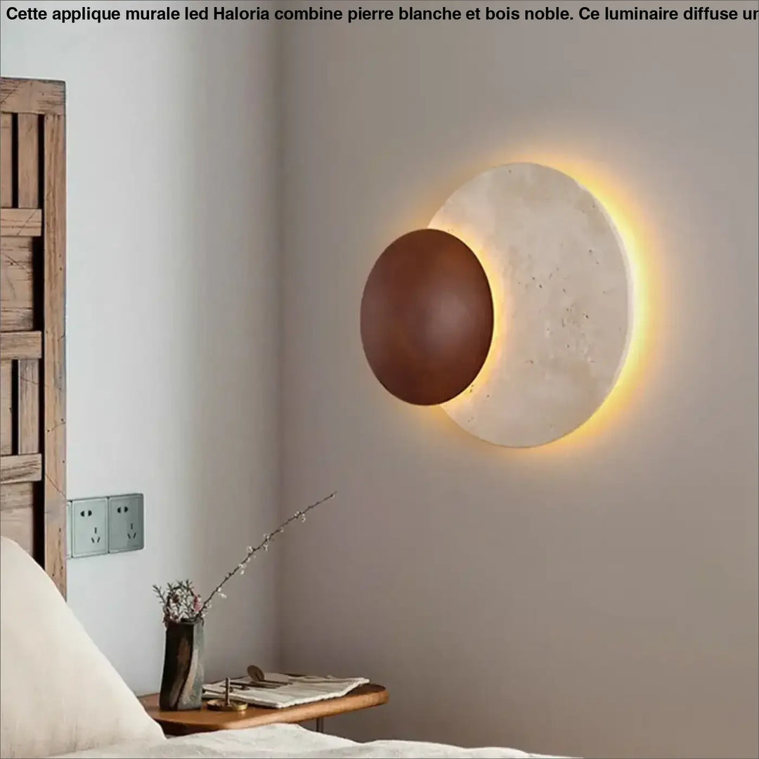 Applique murale LED en pierre blanche et bois noble

