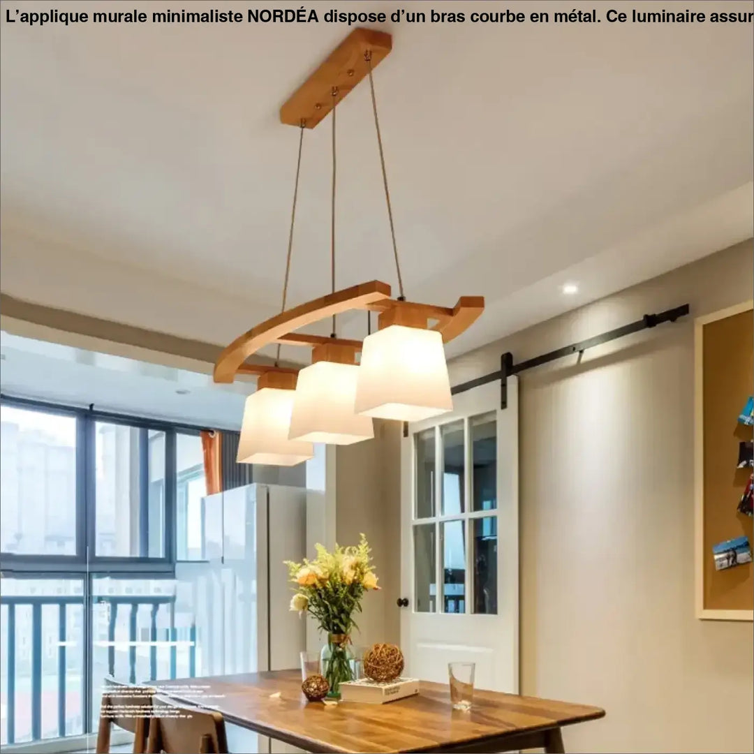 Suspension luminaire bois naturel à lumières blanches épuré
