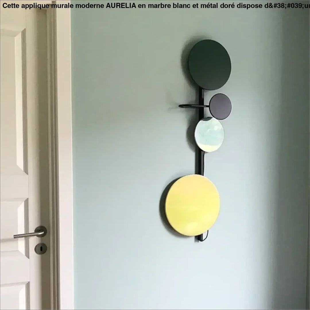 Applique murale pikso avec quatre miroirs circulaires noirs, gris foncé et jaune vif en formes géométriques murale design aux