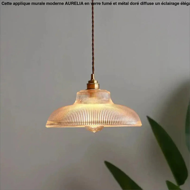 Suspension luminaire style art déco en verre vert ou ambre chic