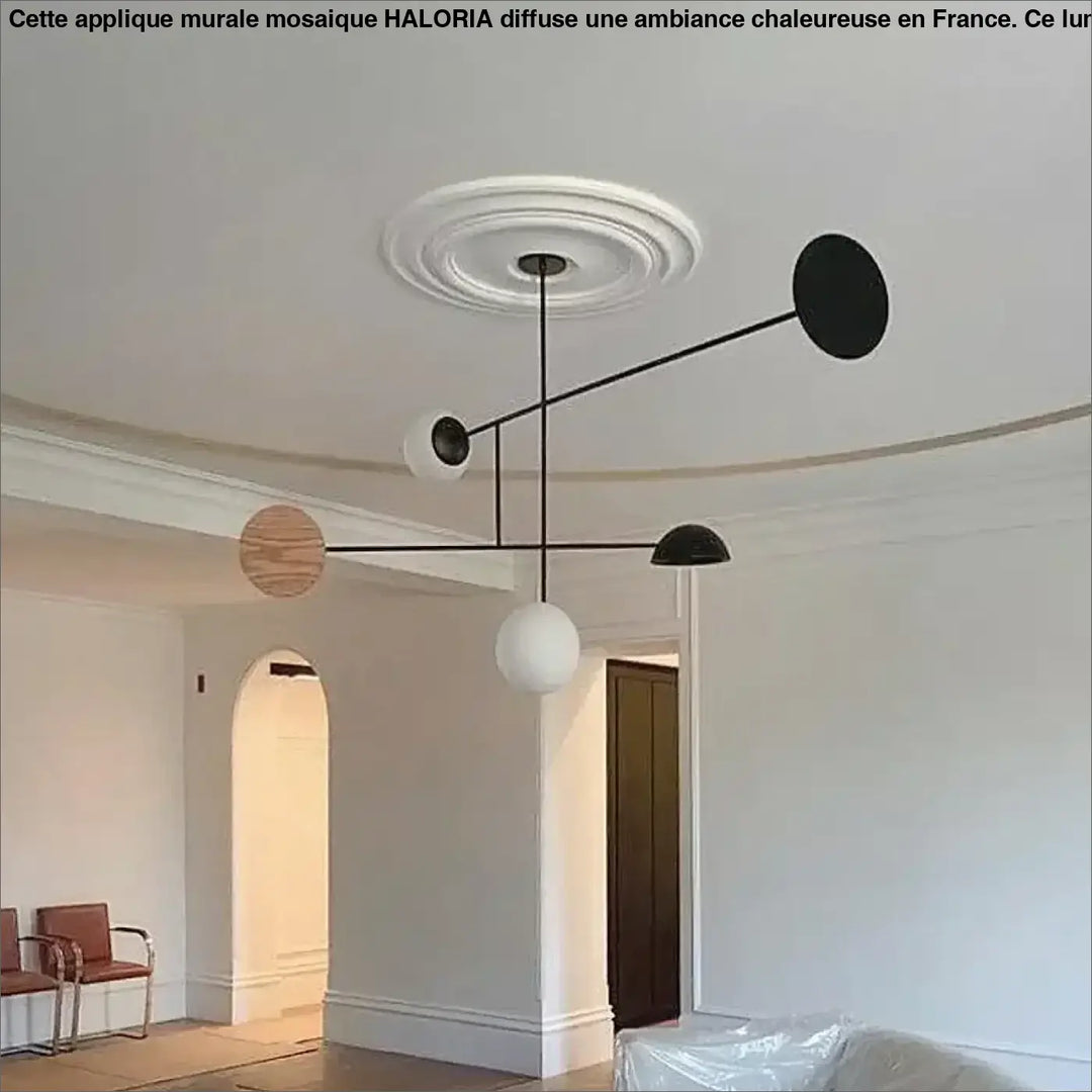 Suspension luminaire axis avec design minimaliste géométrique sphérique en noir blanc et tons bois moderne