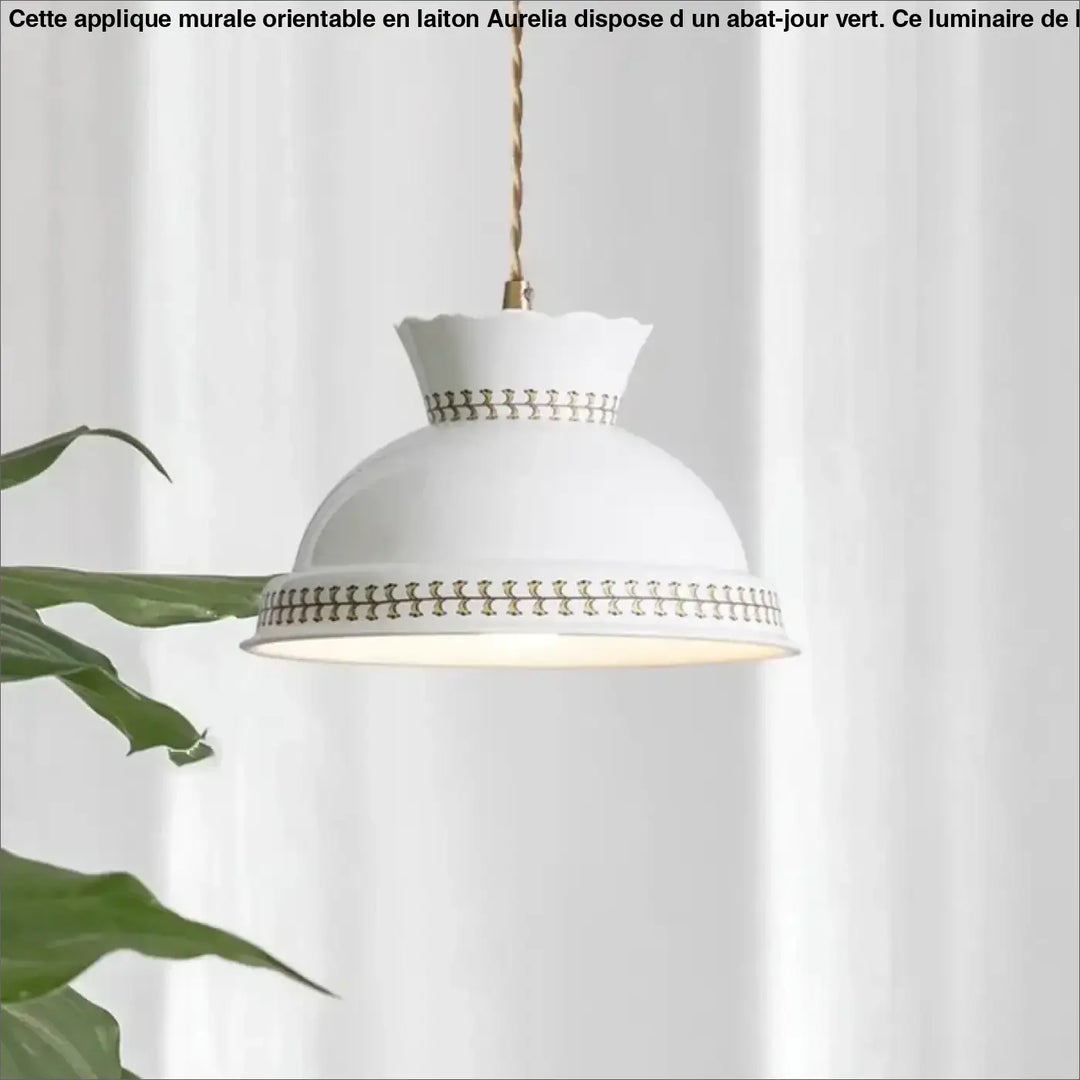 Suspension luminaire blanche en céramique au style ancien