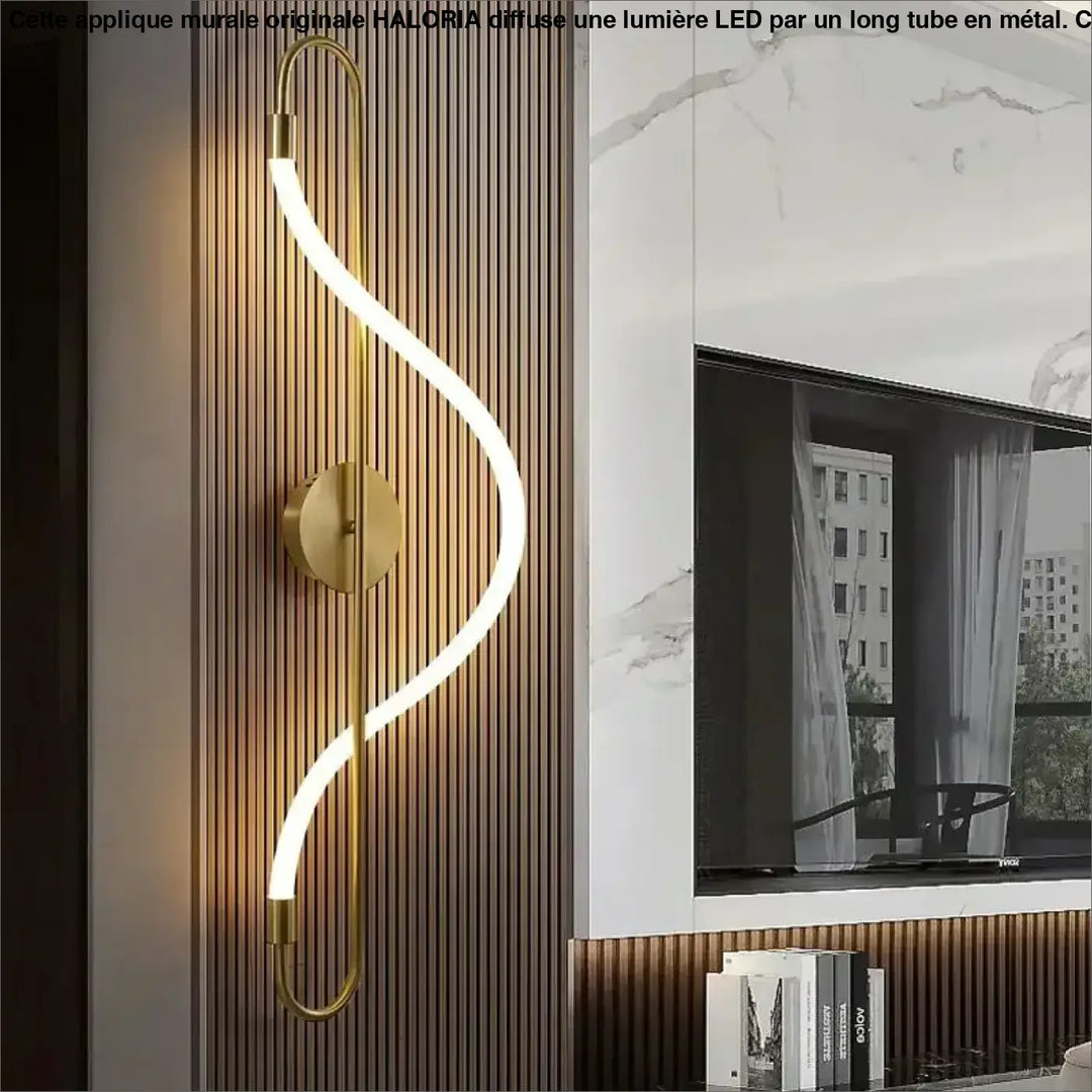 Applique Murale Originale Avec Long Tube En LED Design Épuré