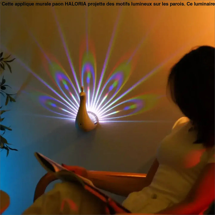 Applique murale paon beige projecteur de lumière murale paon avec motifs arc-en-ciel projettés au plafond